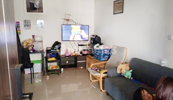 Termurah! Rumah 2 Lantai SHM di Sariwangi Cihanjuang Dalam Komplek Asri 2