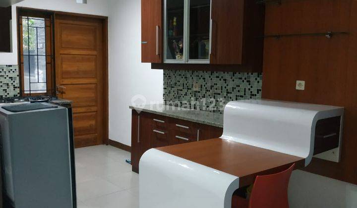 Rumah Siap Huni Semi Furnished di Sariwangi-Cihanjuang, 6,5 Km ke Pintu Tol Pasteur 1