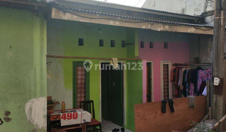 Rumah 2 Lantai Bonus Kontrakan 2 Pintu Di Cilodong Kota Depok  2