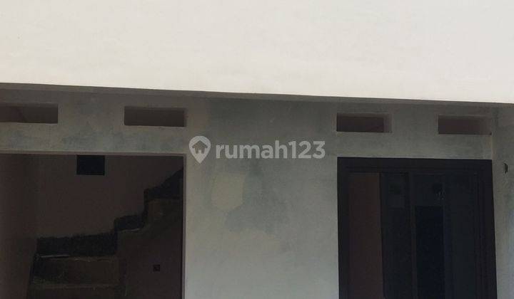 Rumah 2 Lantai murah akses mobil di kramat jati jakarta timur  1