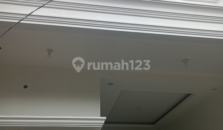 Rumah3 Lantai Siap Huni di Condet Jakarta Timur