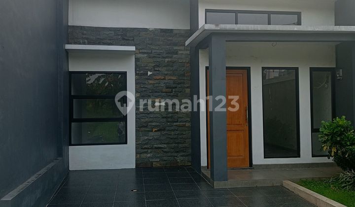 Rumah Siap Huni Akses 2 Mobil Di Raden Saleh Kota Depok 