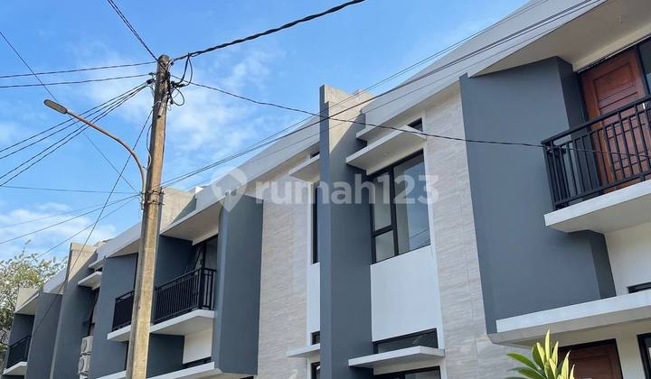 Rumah 2 Lantai Siap Huni Tanpa Dp Akses 2 Mobil Di Raden Saleh Kota Depok