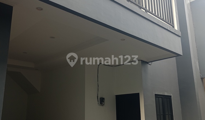Rumah Siap Huni 50 Meter ke Jln Raya Condet Rumah Siap Huni 50 Meter ke Jln Raya Condet