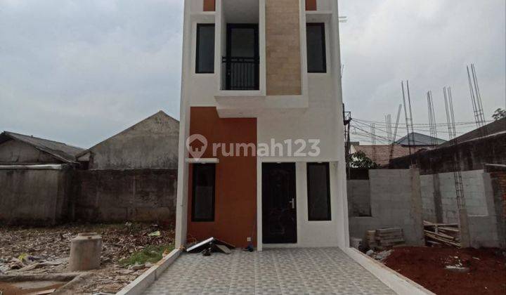 Rumah 2 Lantai Pinggir Jalan Dekat Ke Taman Mini Di Cilangkap Jaktim  2