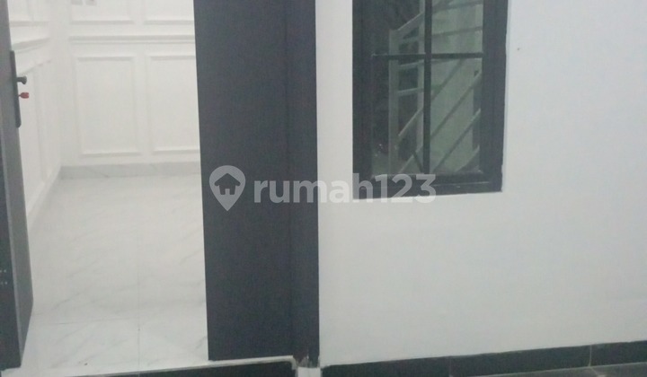 Rumah Baru 2 Carport Selangkah Ke Jln Raya Condet Jakarta Timur  2