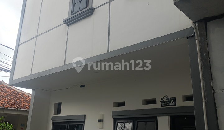 Rumah Siap Huni Akses Mobil Non Carport di Condet Jakarta Timur