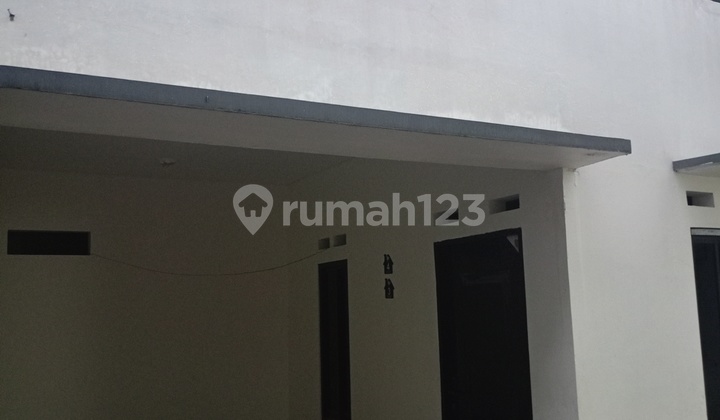 Rumah Siap Huni Dekat Ke Tb Simatupang Dan Toll Pasar Rebo 
