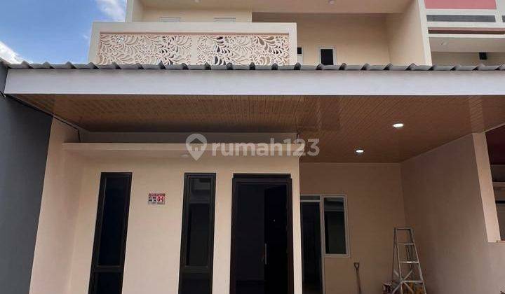 Rumah 2 Lantai Siap Huni Di Jati Makmur Pondok Gede Kota Bekasi  1