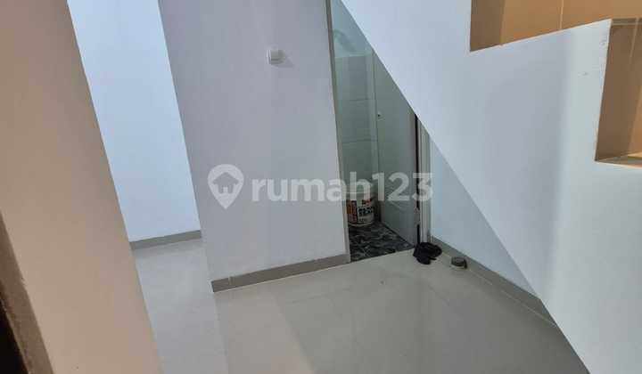 Rumah Baru Strategis Selangkah Ke Jalan Raya Utan Kayu Matraman  2