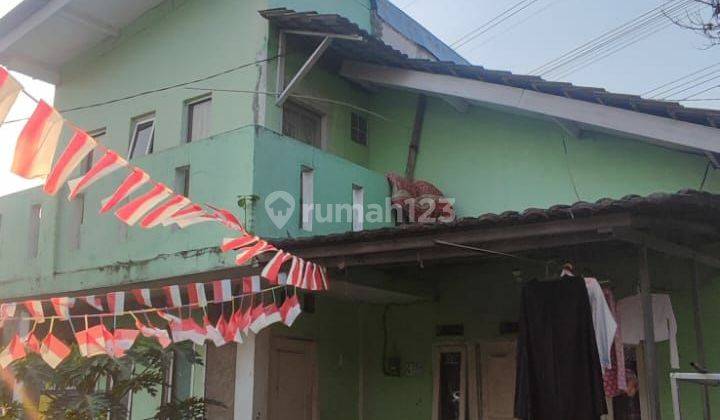 Rumah 2 Lantai Bonus Kontrakan 2 Pintu Di Cilodong Kota Depok  1