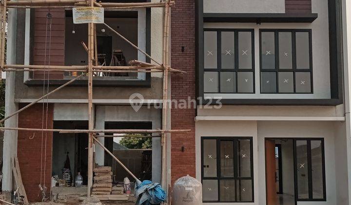 Rumah Mewah Siap Huni Dekat Ke Pasar Lembang Dan Graha Bintaro  Tangerang 2