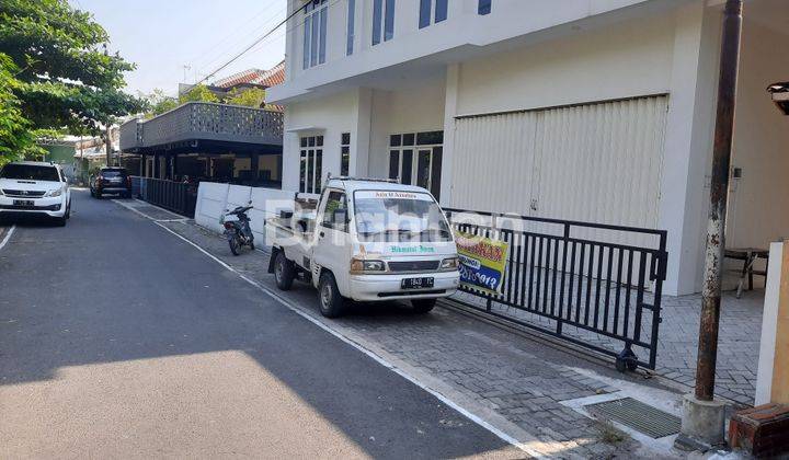 RUMAH 2 LANTAI SIAP HUNI 6 KAMAR TIDUR , KAMAR MANDI DALAM DIMASING MASING KAMAR 1
