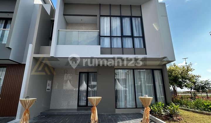 Rumah 2 Lantai Di Golden City, Batam