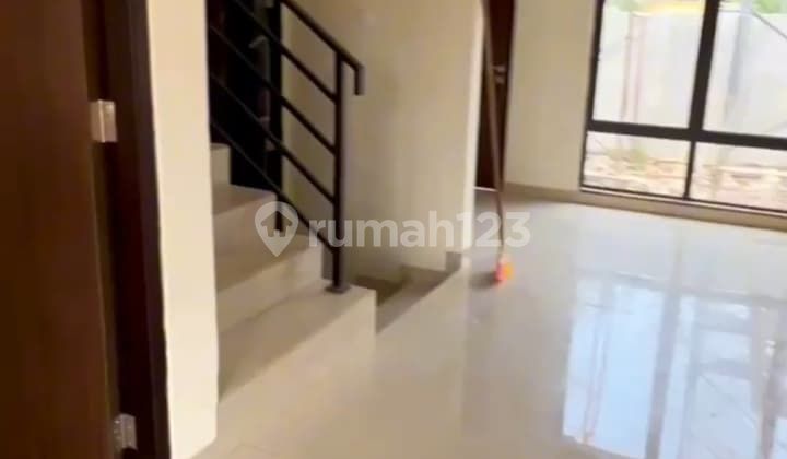 Rumah 2 Lantai Di Mitra Raya, Batam Centre 2