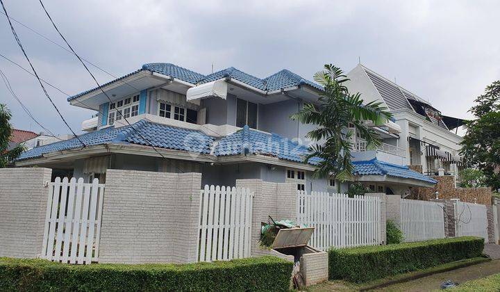 Di jual rumah mepet Harga NJOP dalam komplek siap huni deket MRT Lebak bulus Row jalan posisi hook 2 lantai hadap selatan dan timur  2