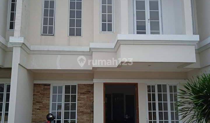 Rumah 2 Lantai Design Classic di Ciputat, Tanbgerang 1