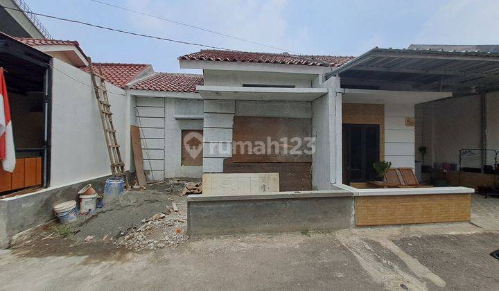 Rumah Murah Di Ciracas Jakarta Timur. Dekat Akses Toll Jagorawi Dan Stasiun Lrt Harjamukti 1