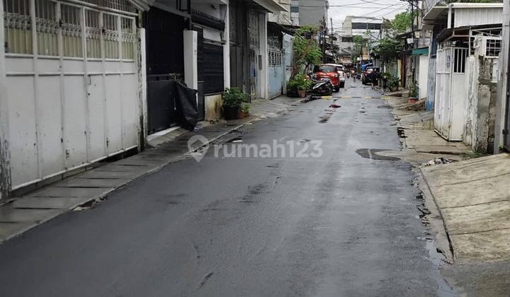 Jual Rumah Lokasi Bagus, Akses Mudah Tambora , Jakarta Barat 2