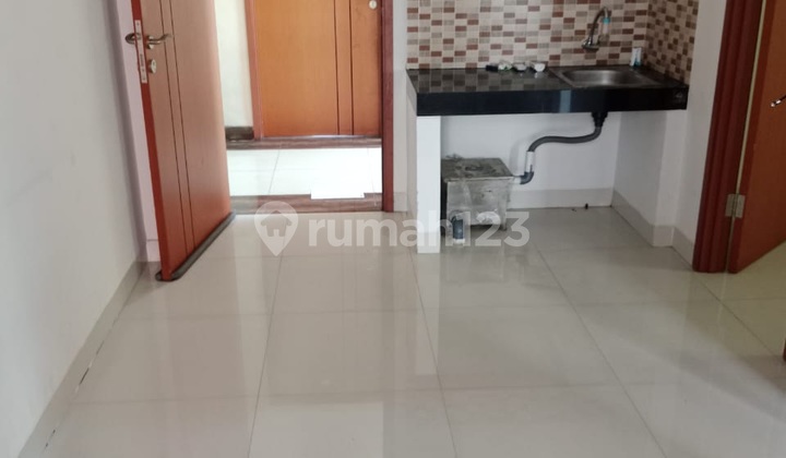 For Rent. 2 BR Apartment