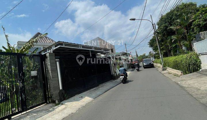 Rumah Dengan Kolam Renang Lokasi Strategis Di Bogor Barat S7966 2