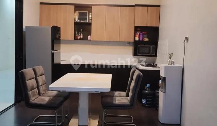 Rumah Modern Minimalis Bangunan High Spec di Citra Garden Sidoarjo 2