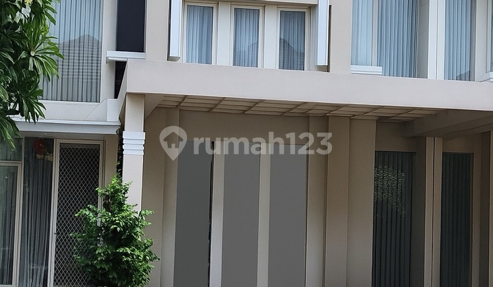 Rumah Modern Minimalis Siap Huni Grand Pakuwon Surabaya Rumah Modern Minimalis Siap Huni Grand Pakuwon Surabaya