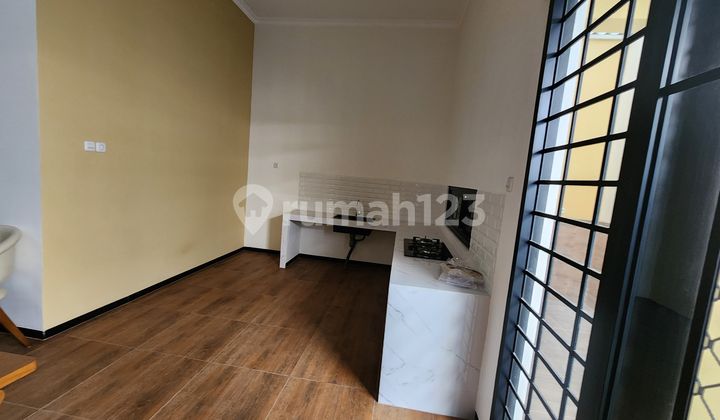 Rumah 1 Lantai Modern Minimalis Wisma Bungurasih Waru 2