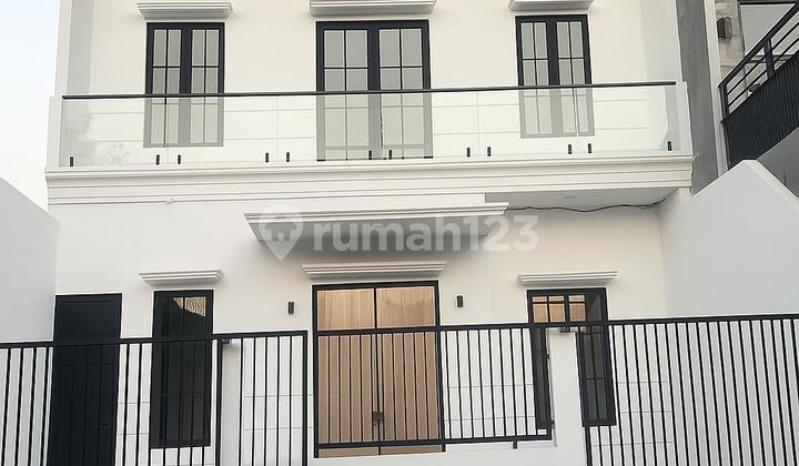 Rumah 2 Lantai Modern Minimalis Bangunan Baru Babatan Pantai Timur