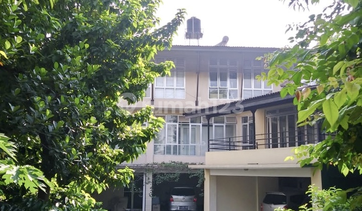 Rumah Bagus di Jl Diesel Lebak Bulus Jakarta Selatan