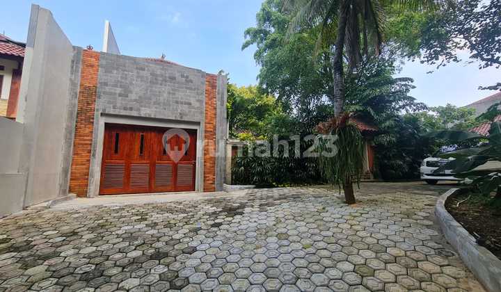Rumah Bagus Di Bali View Kintamani, Cirendeu Jakarta Selatan 2