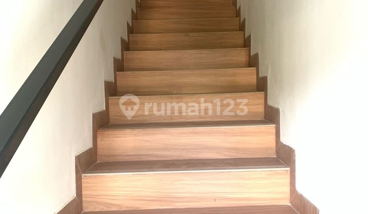 Rumah Bagus Di Jl Taman Cirendeu Permai Tangerang Selatan 2