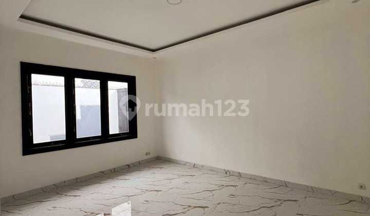 Hot Sale Nice House with Pool, Rooftop, and Powder Room in Bintaro Jaya 2
