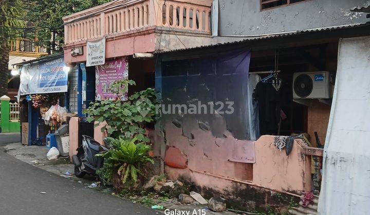 Rumah Hitung Tanah di Daerah Strategis, Posisi di Hoek 2