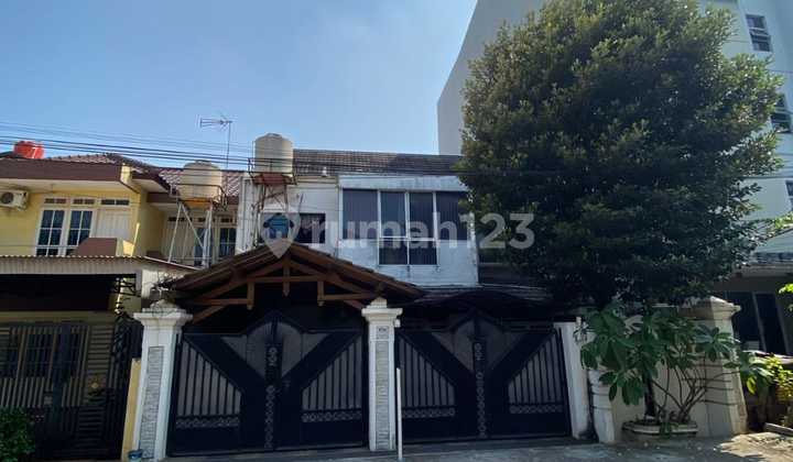 Hadap 2 Muka, Cocok Untuk Usaha 