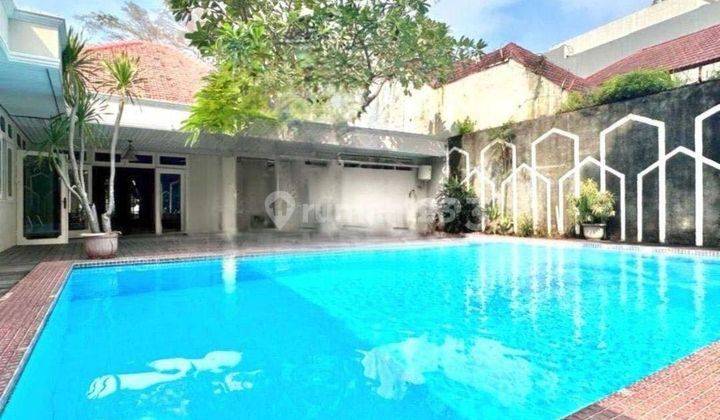 Mewah, Semi Furnished, Ada Pool 1