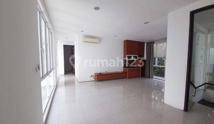 Asri, Within the Cluster 2