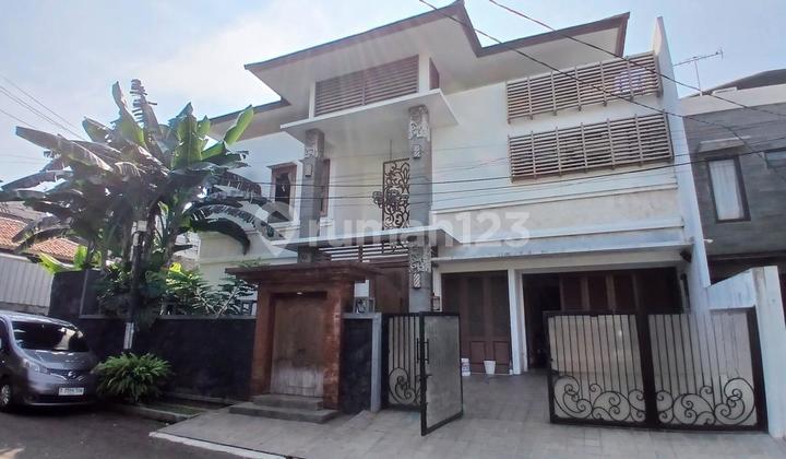 Rumah Siap Pakai Baru Bangun Dalam Komplek Area Pasar Minggu 