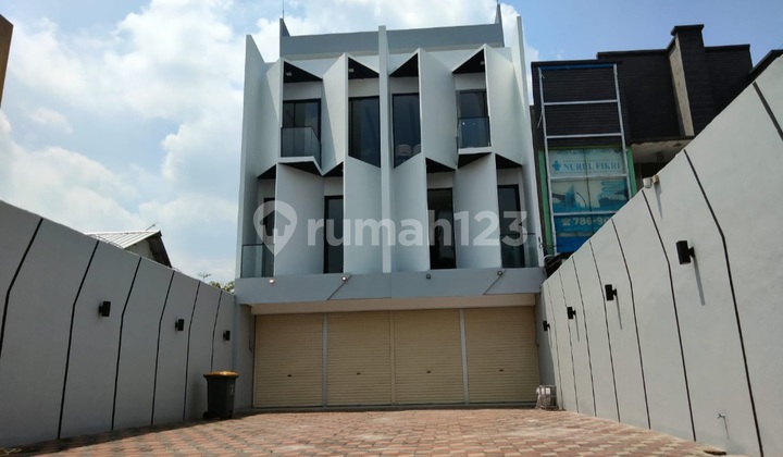 2 Beautiful, Gress Shophouse Units, Suitable for a Beauty Clinic 2 Beautiful, Gress Shophouse Units, Suitable for a Beauty Clinic