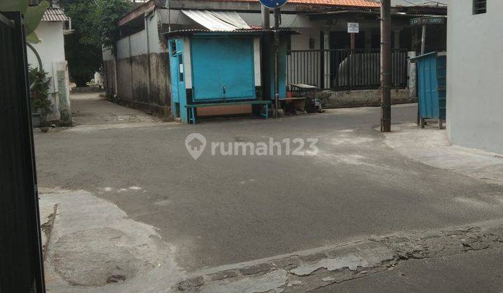 Rumah Layak Huni di Area Menteng Dalam  1