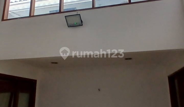 Mewah Dalam Cluster, Semi Furnished 2