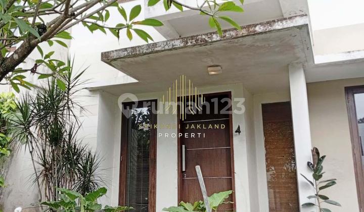 Ready to Occupy, Within Town House