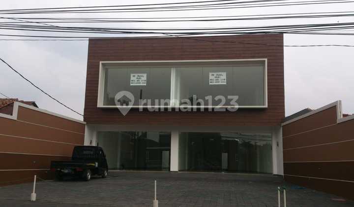 Ready-to-Use New Ruko in Jagakarsa, 2 Units Available Ready-to-Use New Ruko in Jagakarsa, 2 Units Available