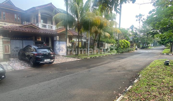 Ready-to-Use House with Spacious Land in a Serene Housing Complex Ready-to-Use House with Spacious Land in a Serene Housing Complex