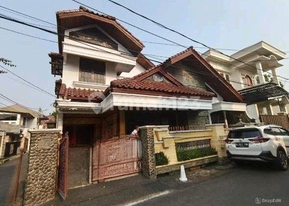 Ready-to-Use House in Complex, Need Money. 2