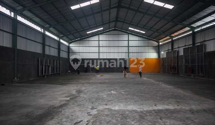 New Warehouse Plus Office with Complete SHM IMB in Cargo Denpasar