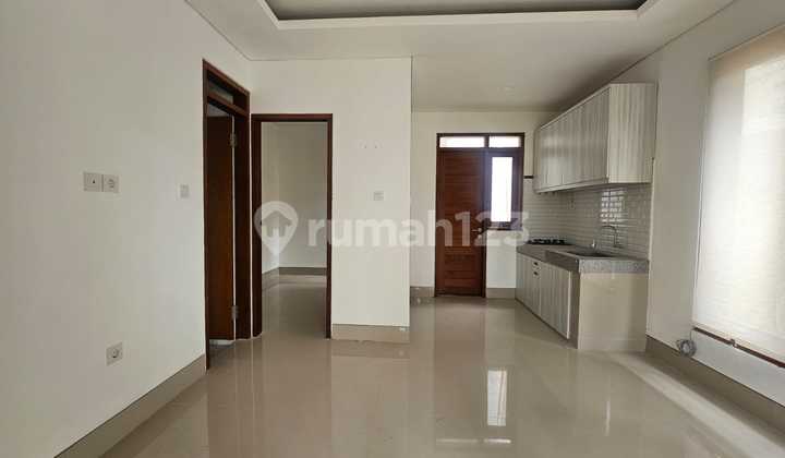 Minimalist 2nd Floor House Affordable in Renon Dk Minimalist 2nd Floor House Affordable in Renon Dk