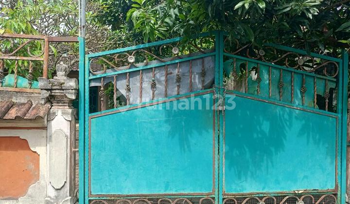 Dijual Tanah + Bangunan 300.0 M² Di Gatsu Barat