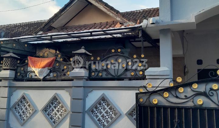 Cheap 2nd Floor House in Elite Housing Denpasar 2