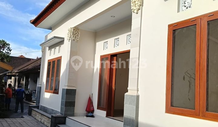 Disewakan Rumah Minimalis 3 Kamar Di Renon 19/5 Disewakan Rumah Minimalis 3 Kamar Di Renon 19/5